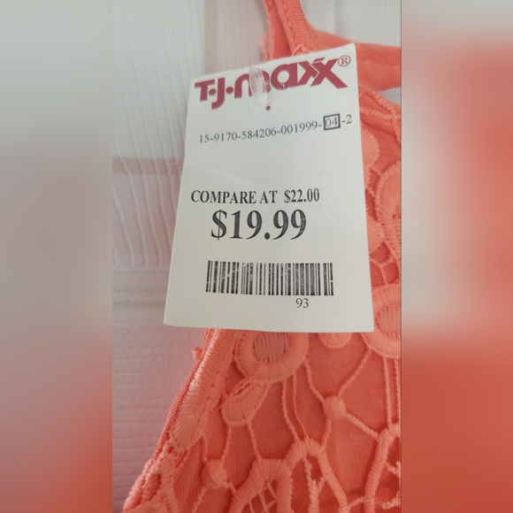 NWT Peach Lace Halter Dress- Size Medium - Picture 8 of 10